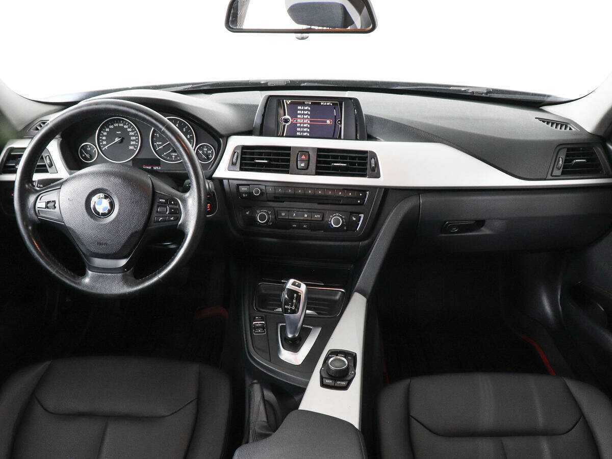 BMW 3 серии 2013 года с пробегом. Фото: #10