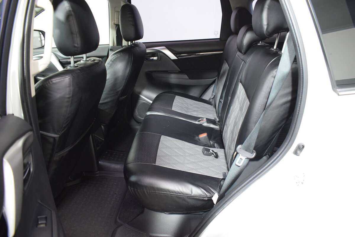 Mitsubishi Pajero Sport 2019 года с пробегом. Фото: #8