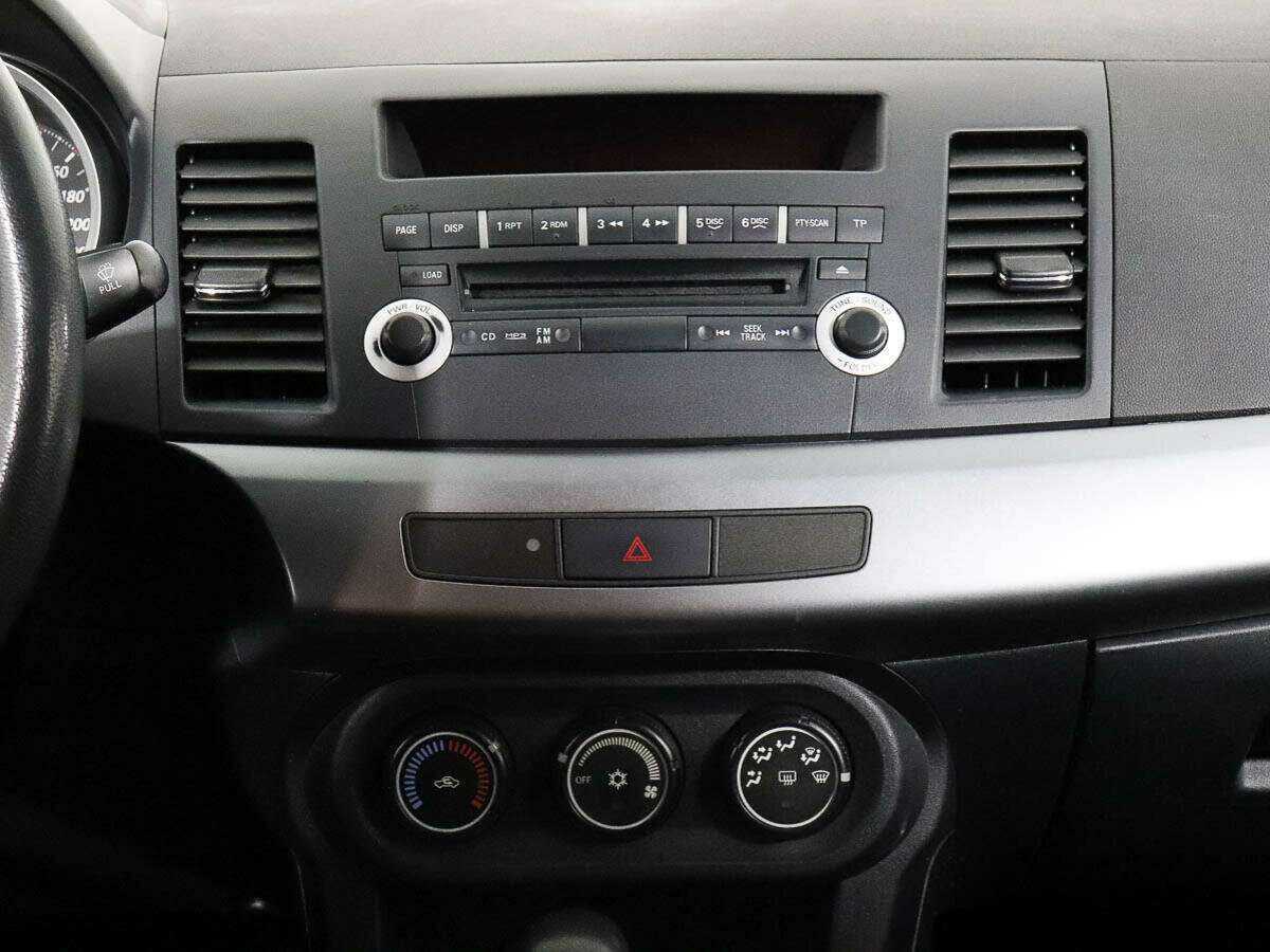 Mitsubishi Lancer 2011 года с пробегом. Фото: #9
