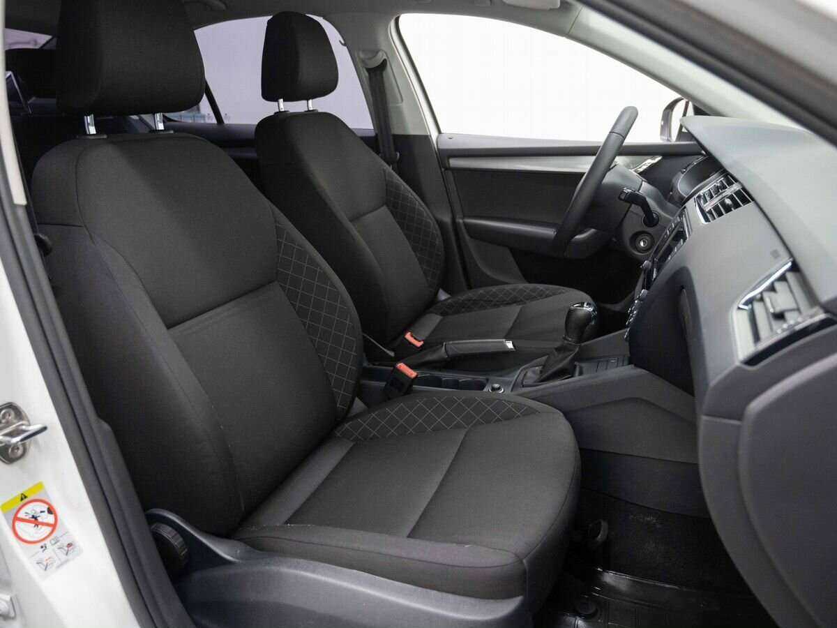 Skoda Octavia 2017 года с пробегом. Фото: #11