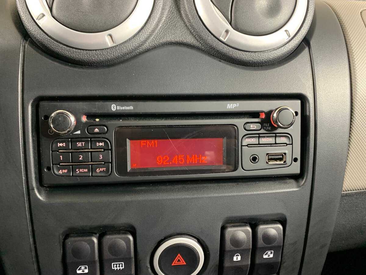 Lada (ВАЗ) Largus 2015 года с пробегом. Фото: #15