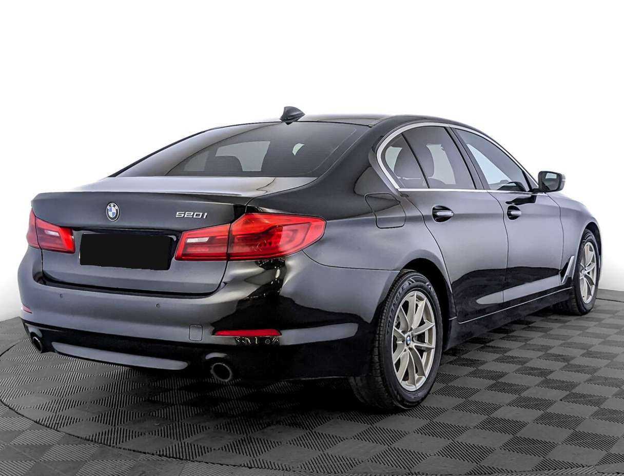 BMW 5 серии 2018 года с пробегом. Фото: #4
