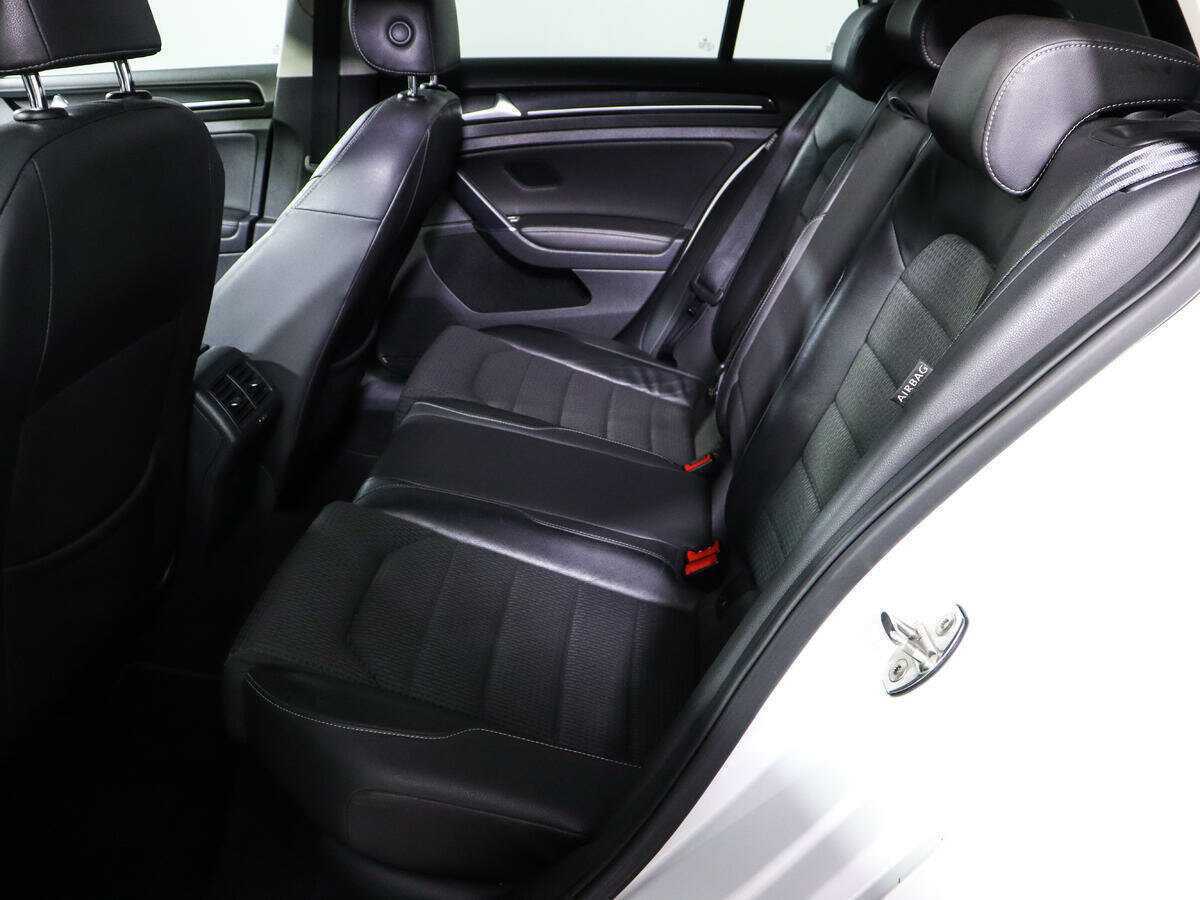 Volkswagen Golf 2013 года с пробегом. Фото: #7