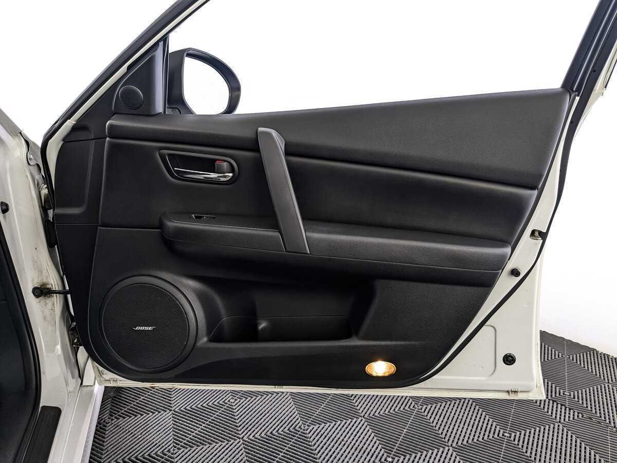 Mazda 6 2011 года с пробегом. Фото: #20