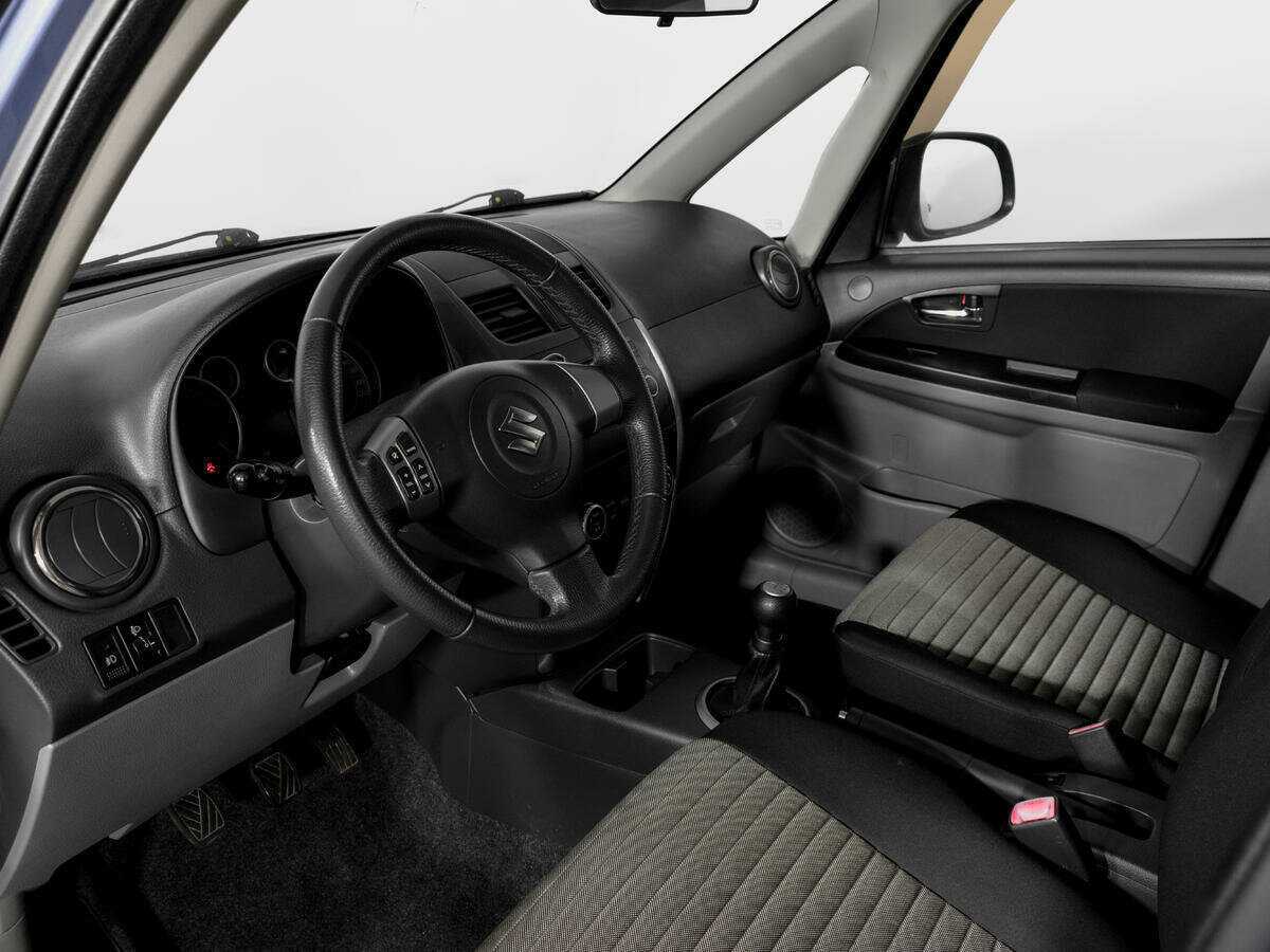 Suzuki SX4 2011 года с пробегом. Фото: #14