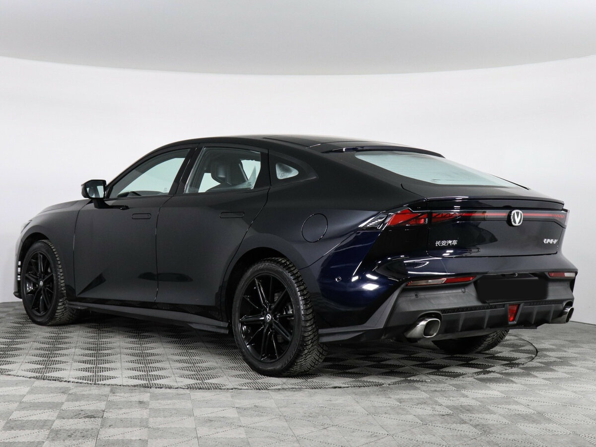 Changan UNI-V 2023 года с пробегом. Фото: #6