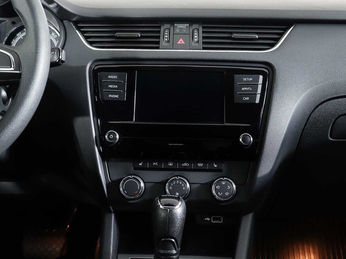 Skoda Octavia 2018 года с пробегом. Фото: #11