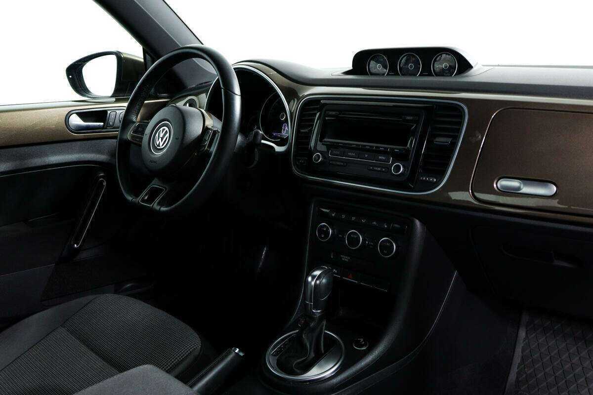 Volkswagen Beetle 2014 года с пробегом. Фото: #8