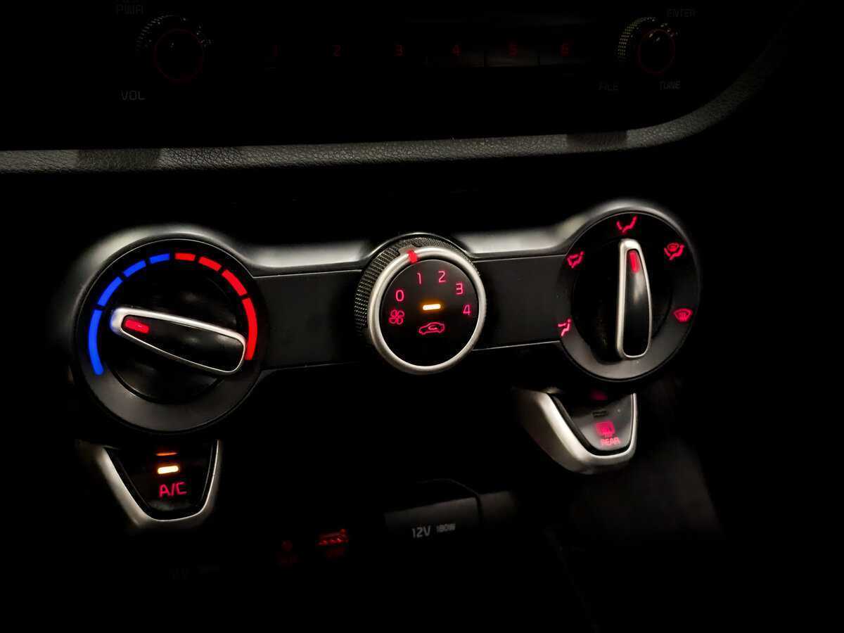 Kia Rio 2020 года с пробегом. Фото: #24