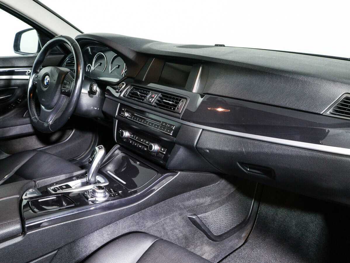 BMW 5 серии 2016 года с пробегом. Фото: #6