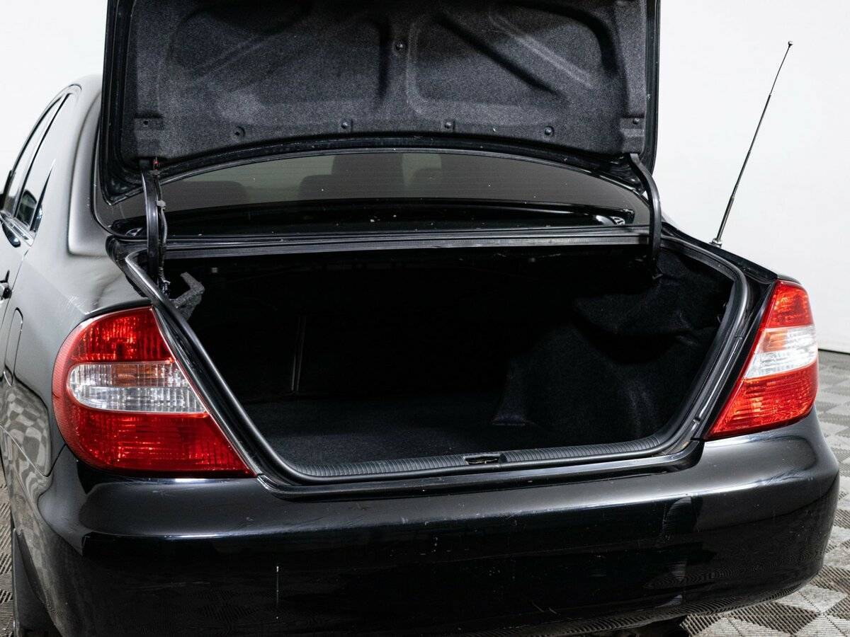 Toyota Camry 2005 года с пробегом. Фото: #5