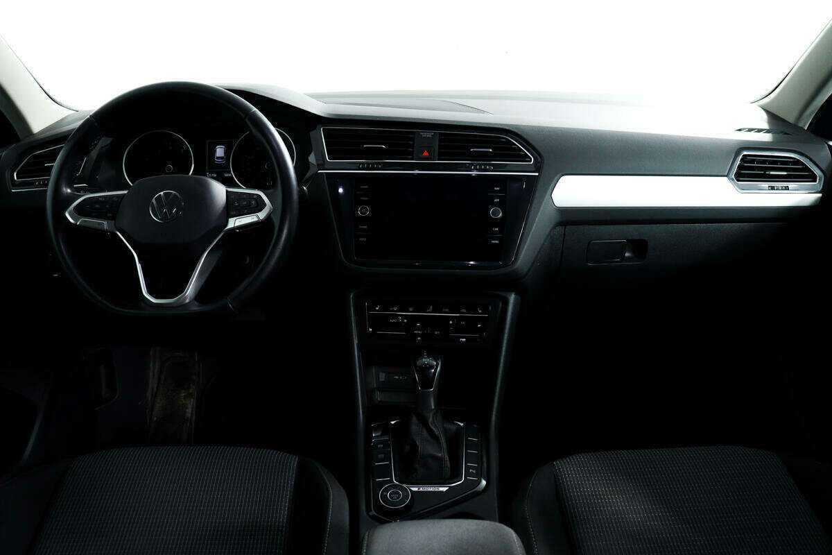 Volkswagen Tiguan 2021 года с пробегом. Фото: #10
