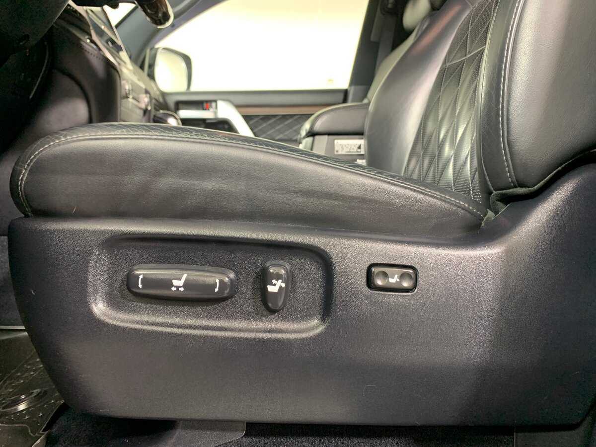 Toyota Land Cruiser 2016 года с пробегом. Фото: #16