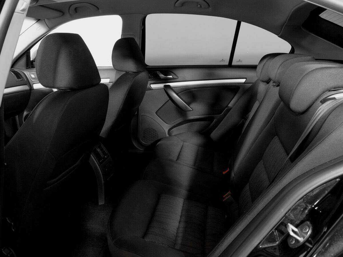 Skoda Octavia 2011 года с пробегом. Фото: #9