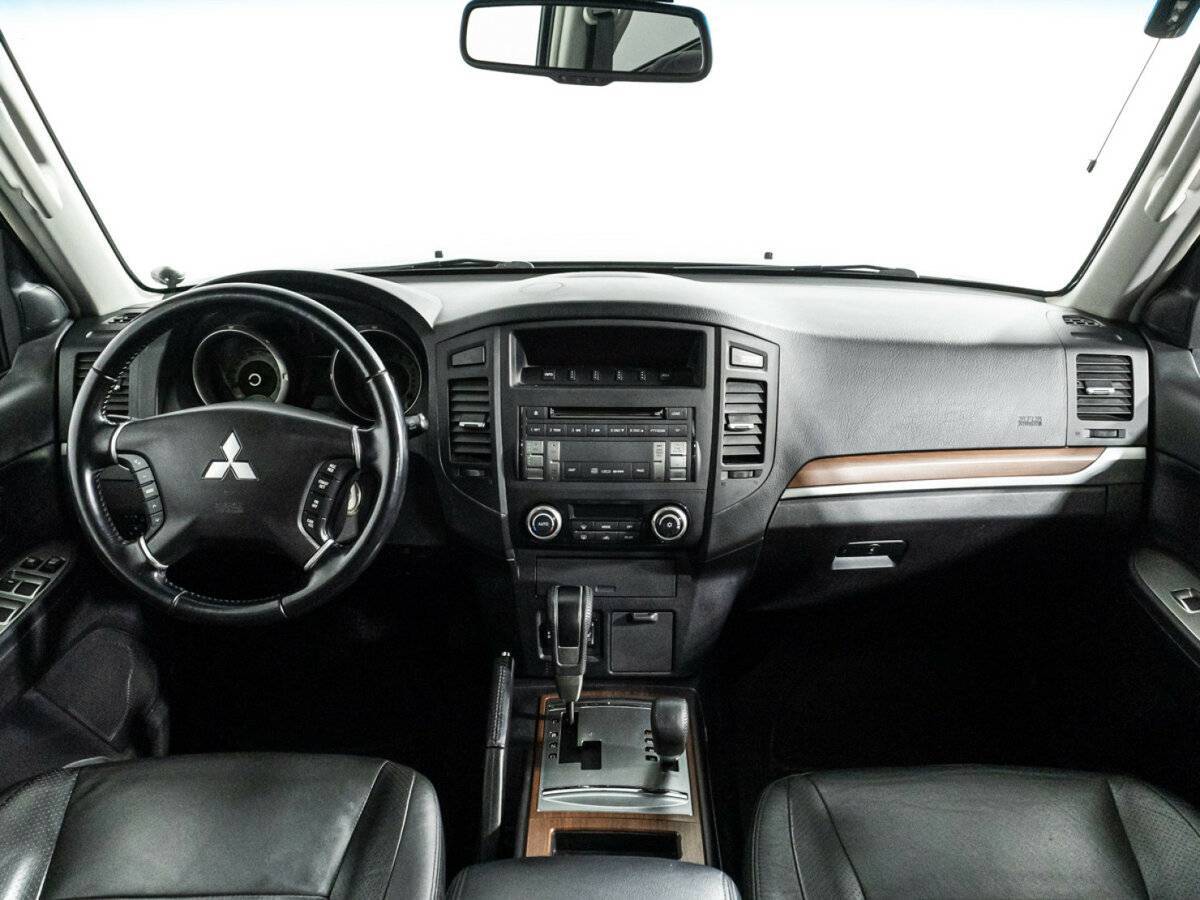 Mitsubishi Pajero 2007 года с пробегом. Фото: #12