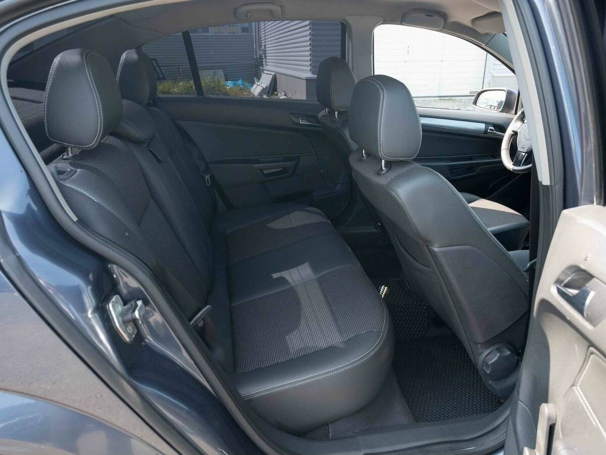 Opel Astra 2008 года с пробегом. Фото: #10