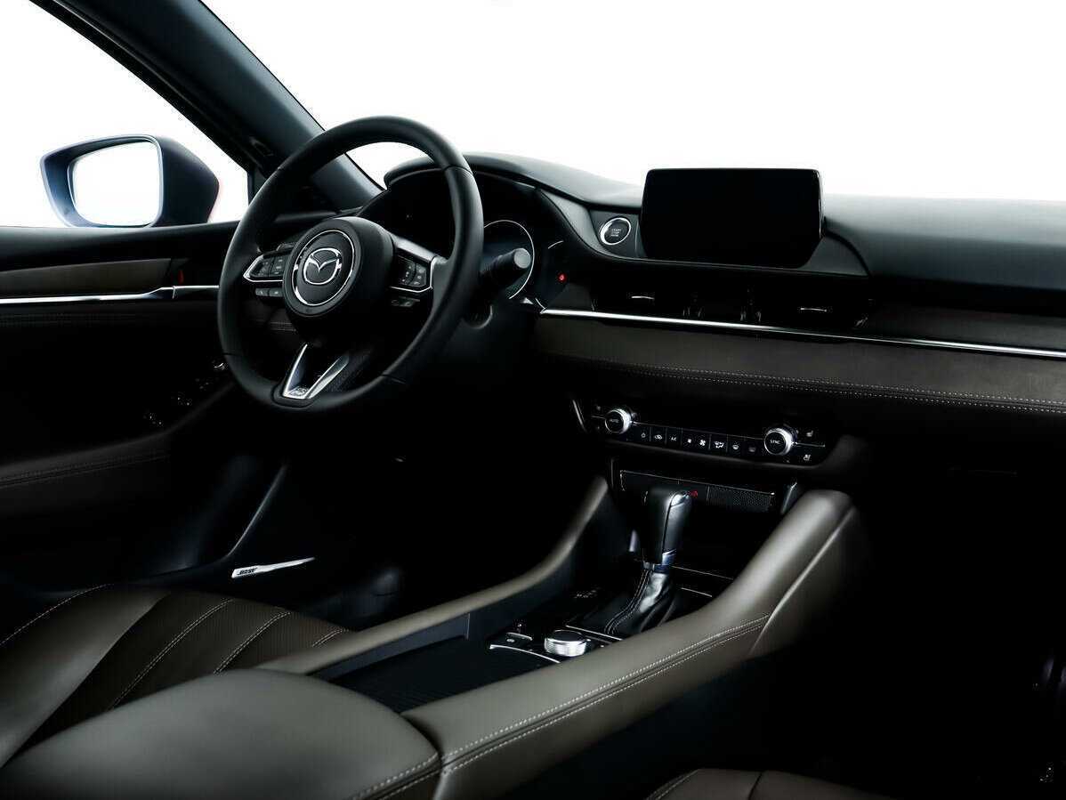 Mazda 6 2023 года с пробегом. Фото: #8