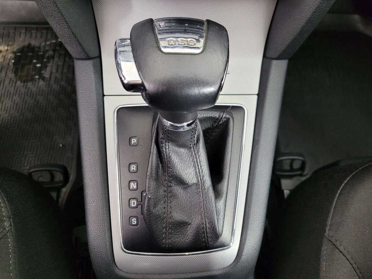 Skoda Octavia 2010 года с пробегом. Фото: #12