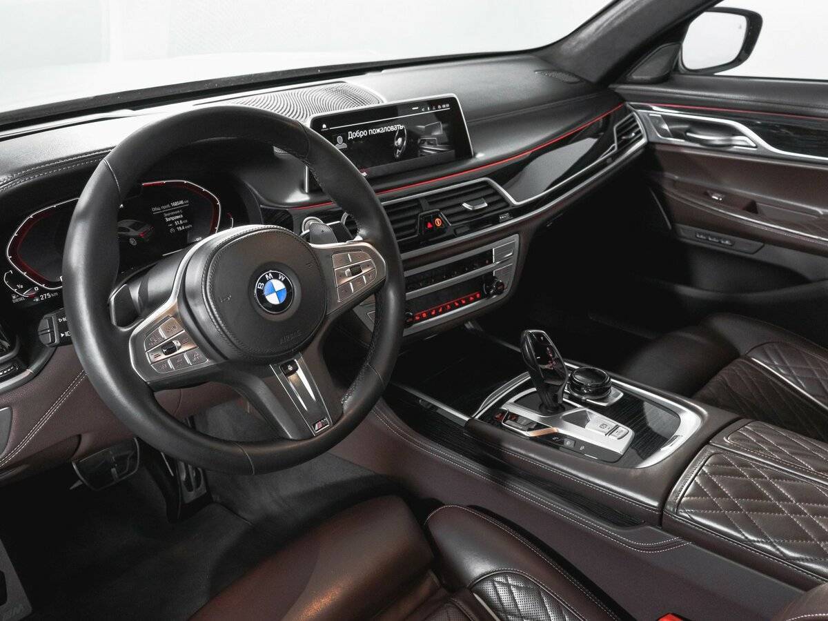 BMW 7 серии 2019 года с пробегом. Фото: #13