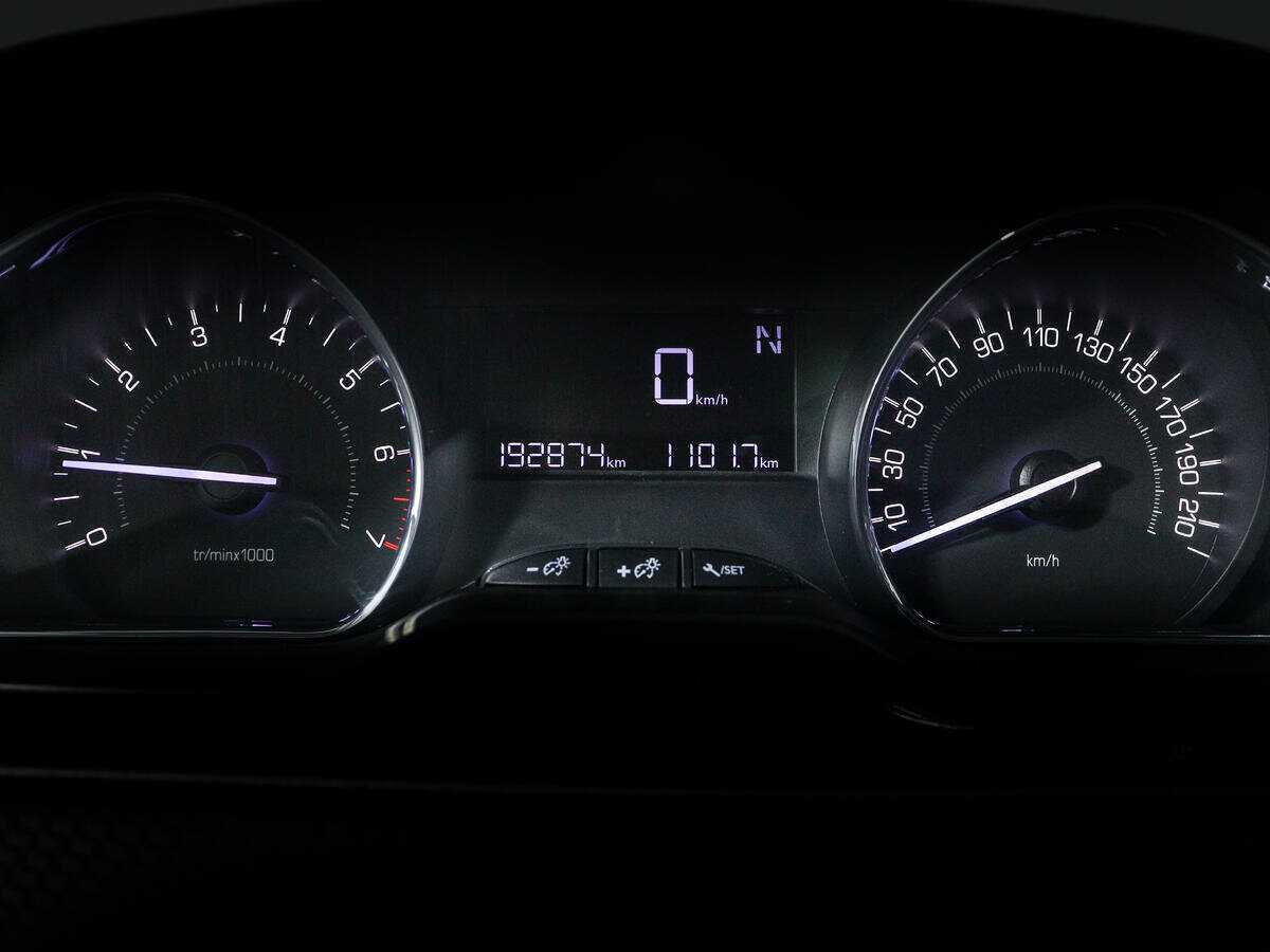 Peugeot 2008 2014 года с пробегом. Фото: #8