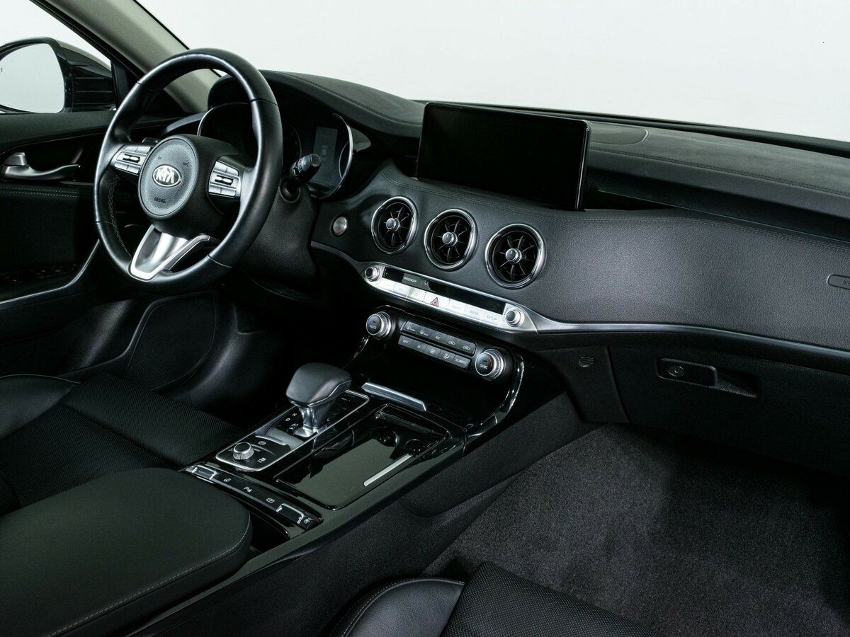 Kia Stinger 2021 года с пробегом. Фото: #8