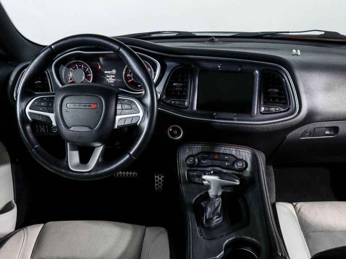 Dodge Challenger 2014 года с пробегом. Фото: #8
