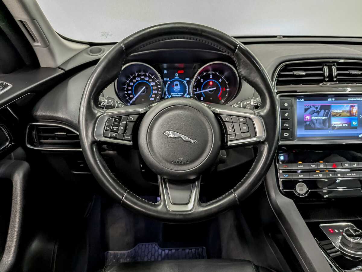 Jaguar F-Pace 2017 года с пробегом. Фото: #21