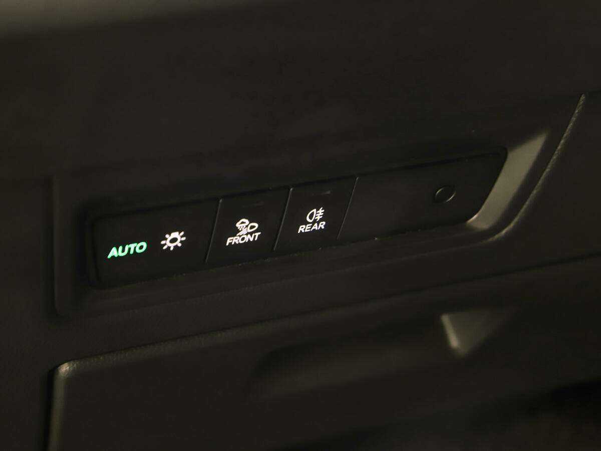 Volkswagen Touareg 2019 года с пробегом. Фото: #21