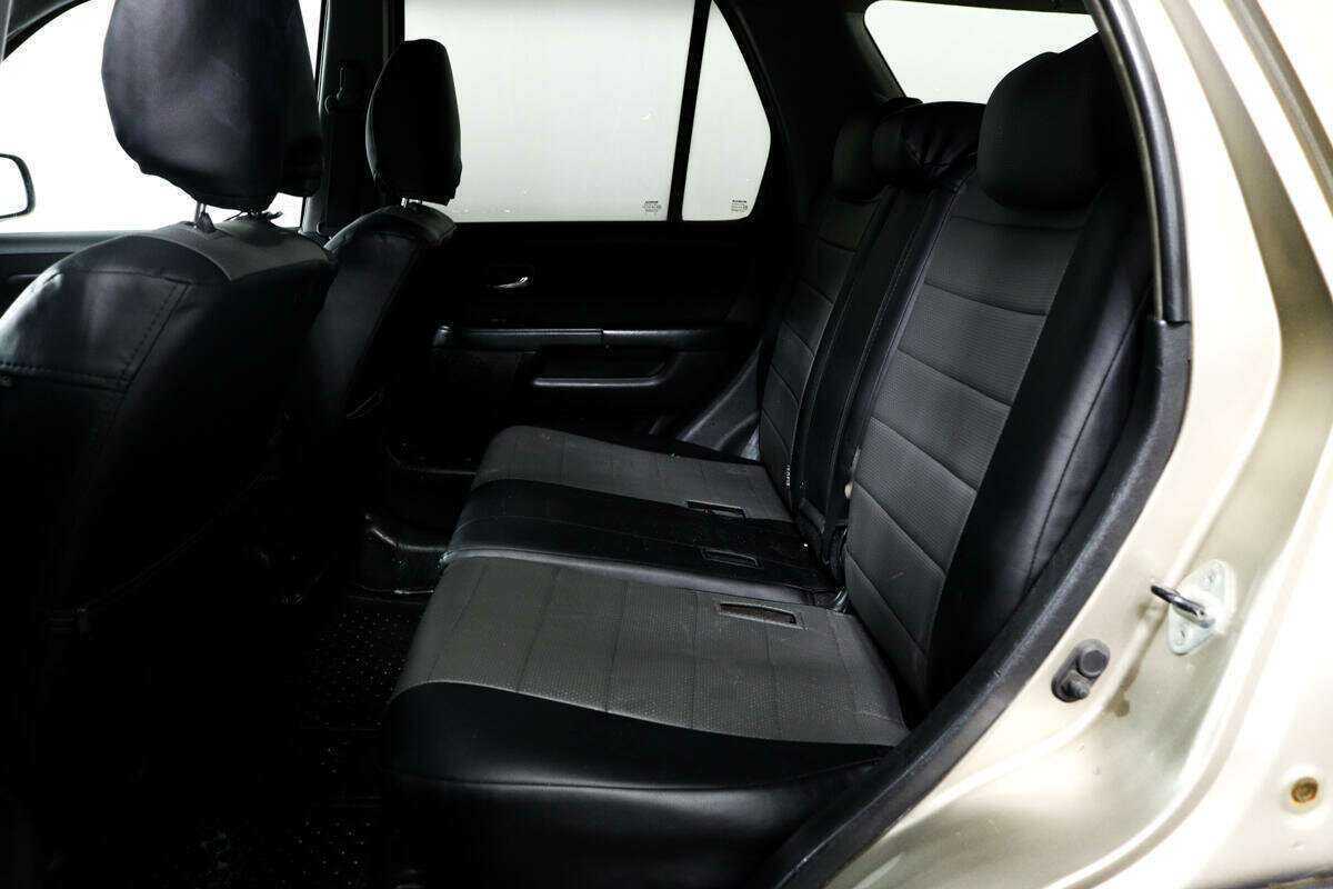Honda CR-V 2005 года с пробегом. Фото: #11