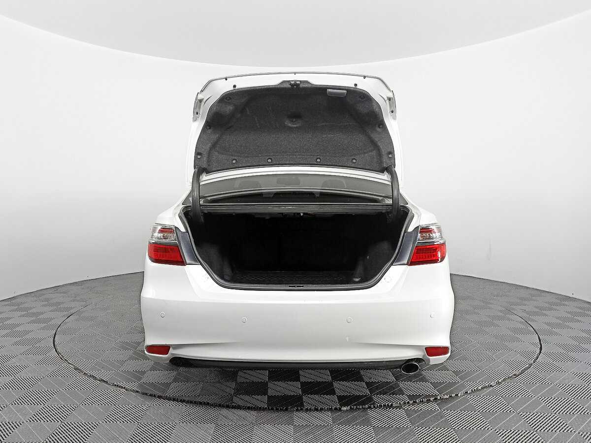 Toyota Camry 2017 года с пробегом. Фото: #9