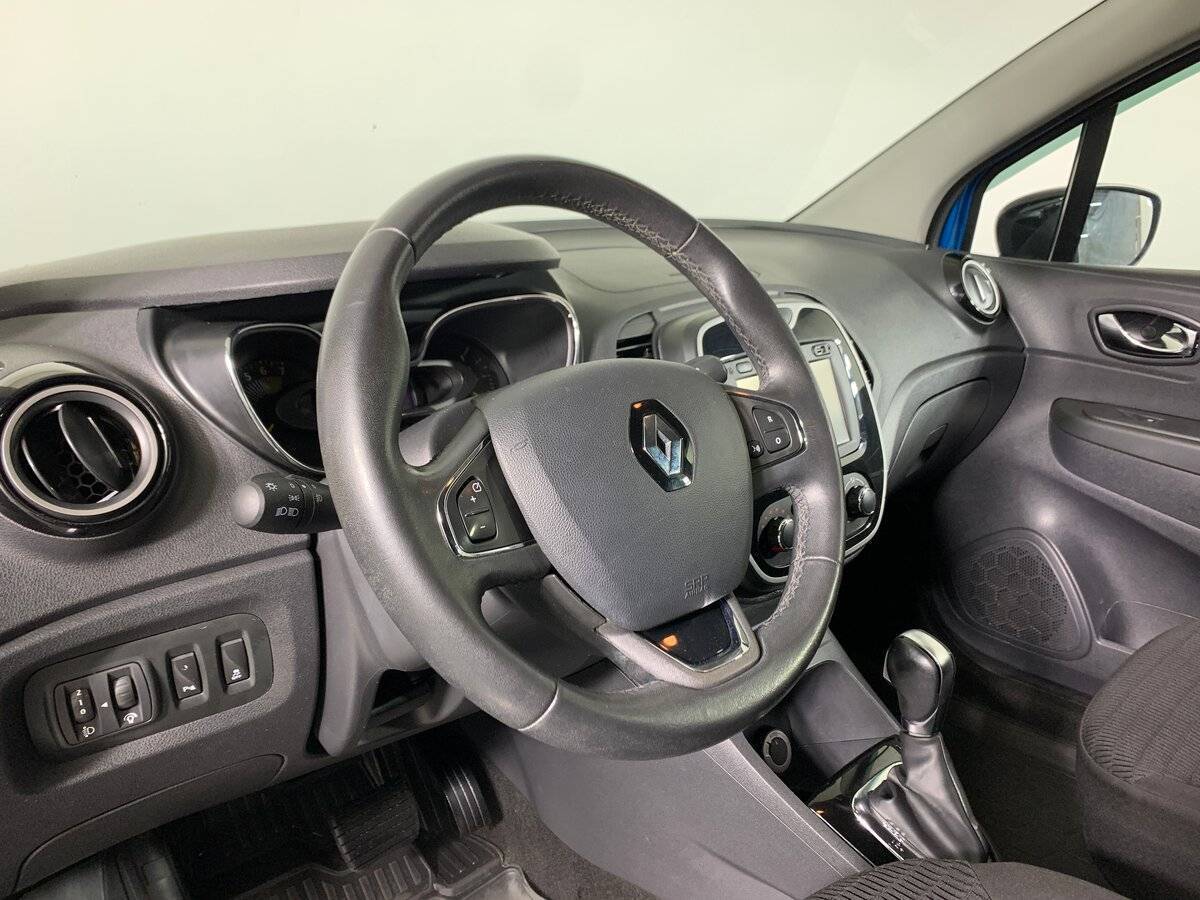 Renault Kaptur 2016 года с пробегом. Фото: #10