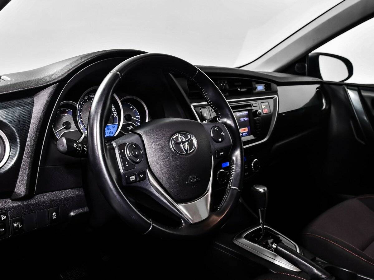 Toyota Auris 2014 года с пробегом. Фото: #9