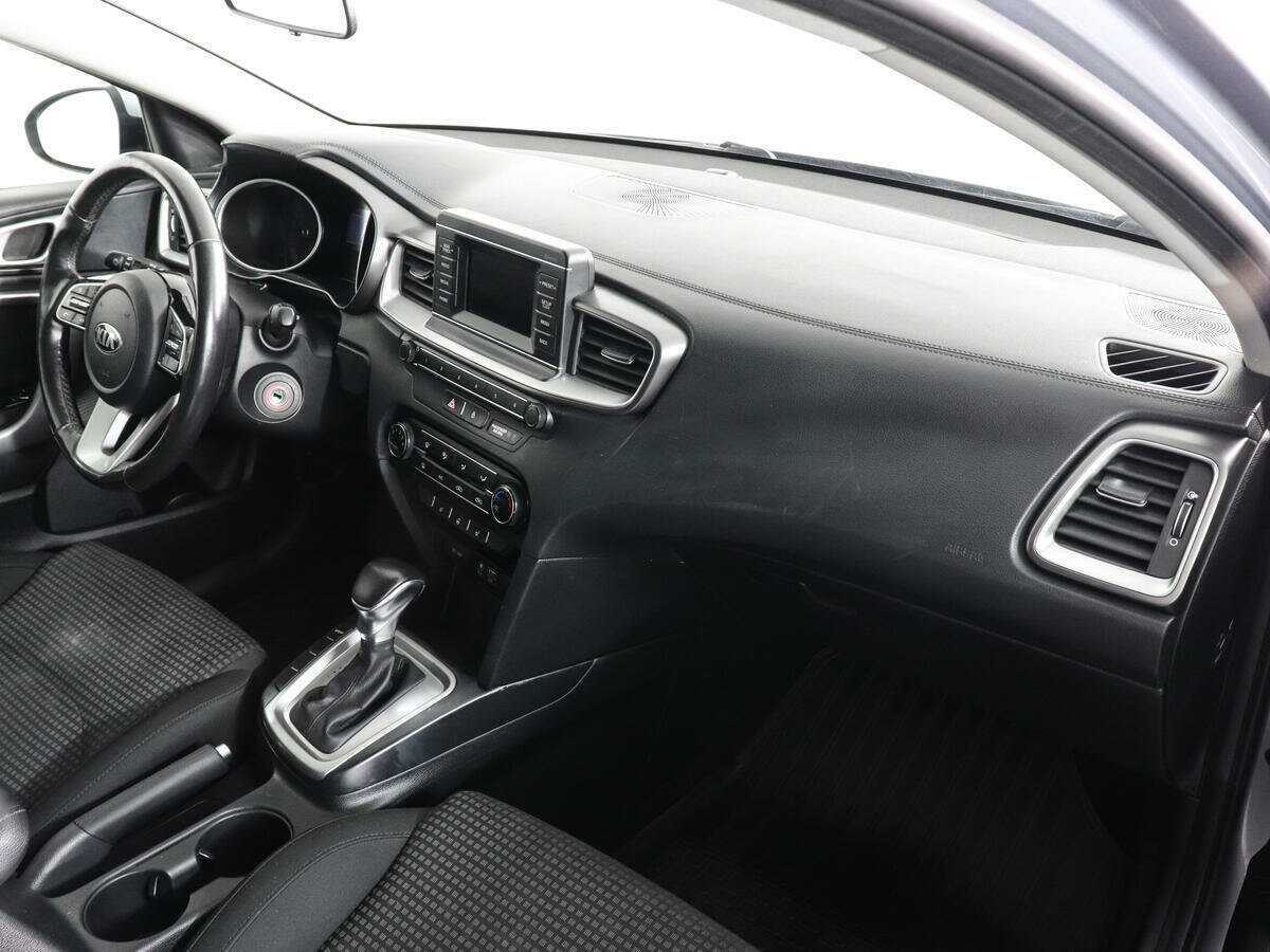 Kia Ceed 2018 года с пробегом. Фото: #9