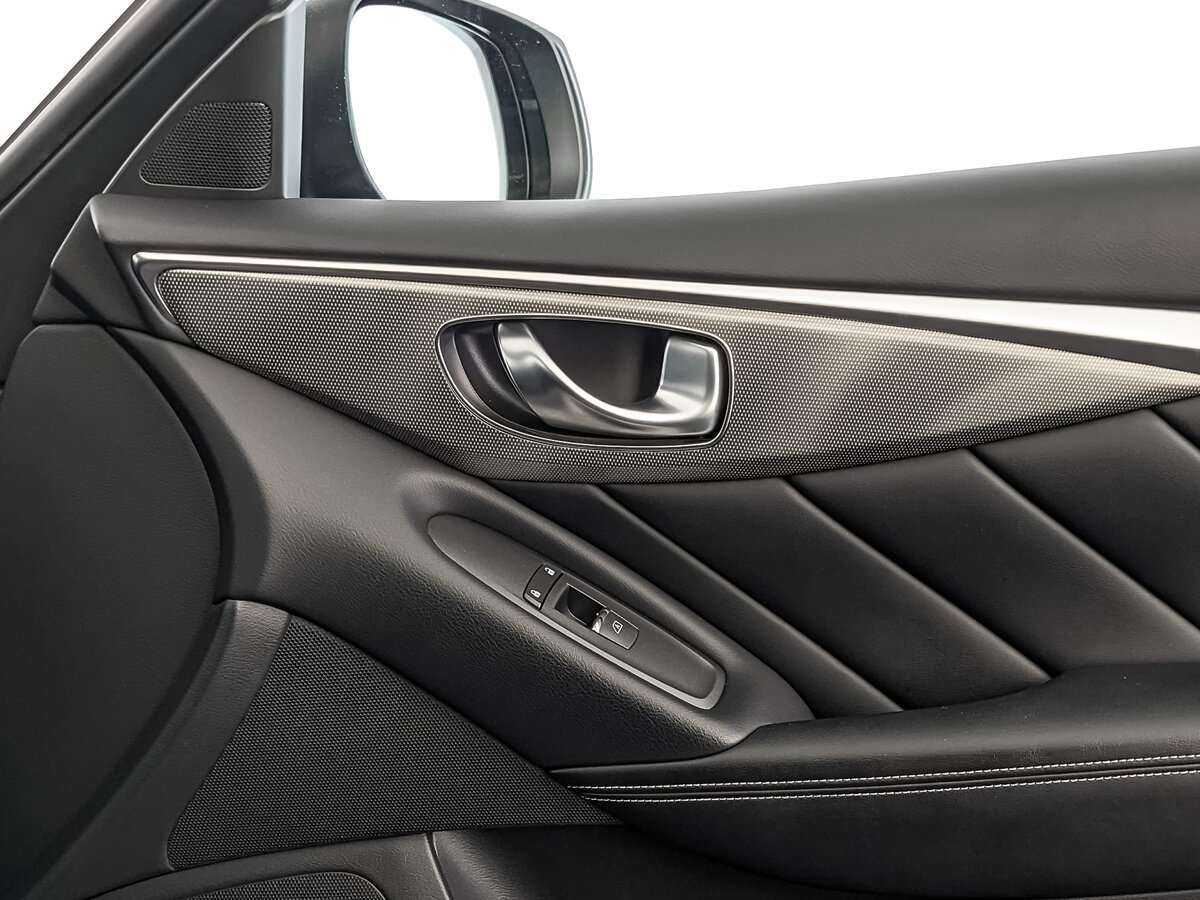 Infiniti Q50 2017 года с пробегом. Фото: #19