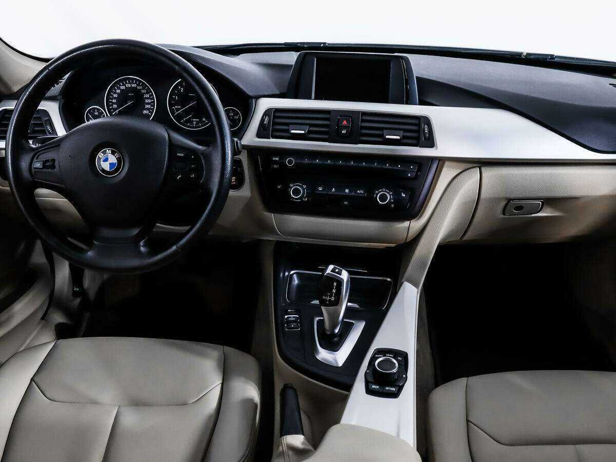 BMW 3 серии 2013 года с пробегом. Фото: #14