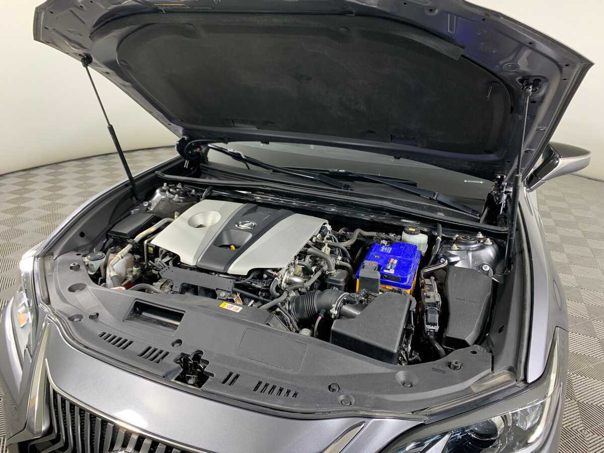 Lexus ES 2018 года с пробегом. Фото: #8