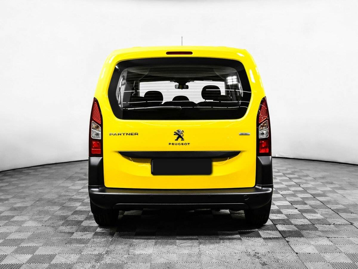 Peugeot Partner 2021 года с пробегом. Фото: #4