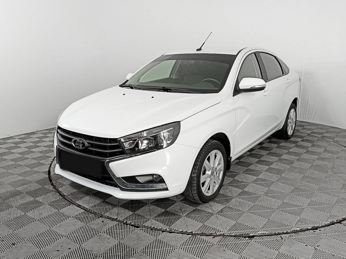 Lada (ВАЗ) Vesta 2021 года с пробегом. Посмотреть фото