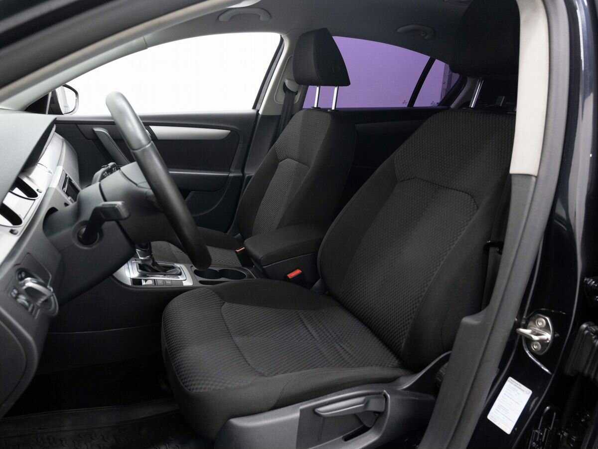 Volkswagen Passat 2011 года с пробегом. Фото: #9