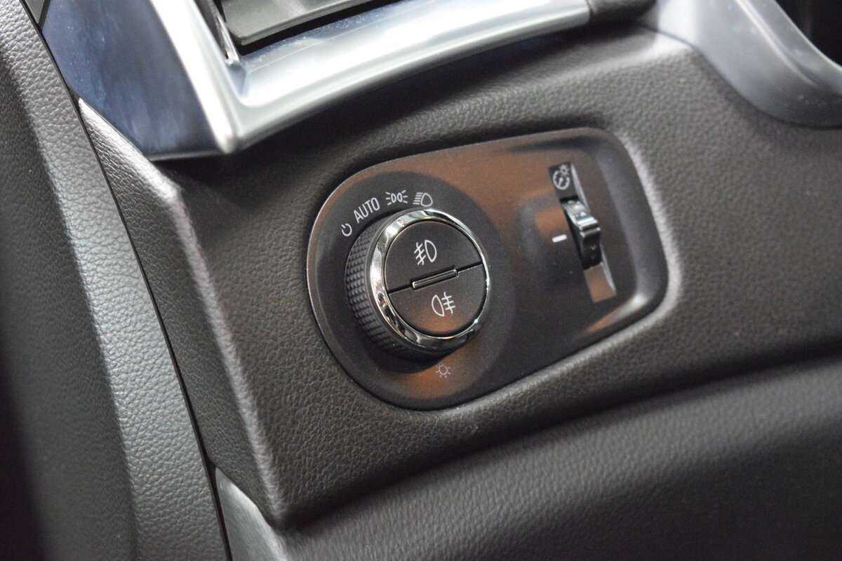Cadillac SRX 2013 года с пробегом. Фото: #11