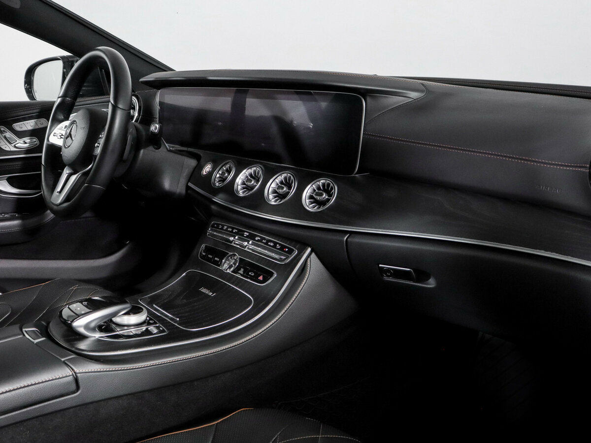Mercedes-Benz CLS 2018 года с пробегом. Фото: #8