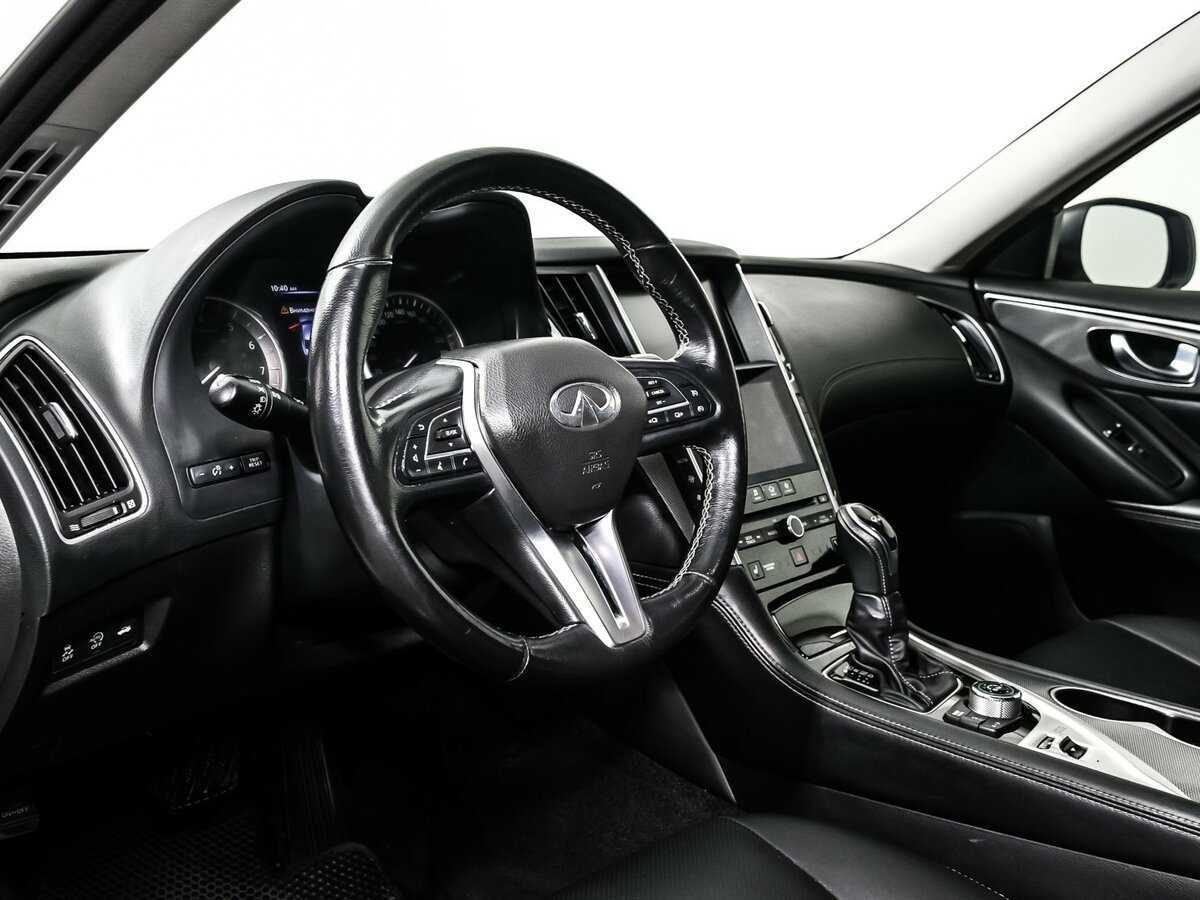 Infiniti Q50 2018 года с пробегом. Фото: #11