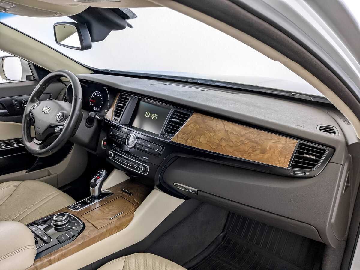 Kia Quoris 2013 года с пробегом. Фото: #10