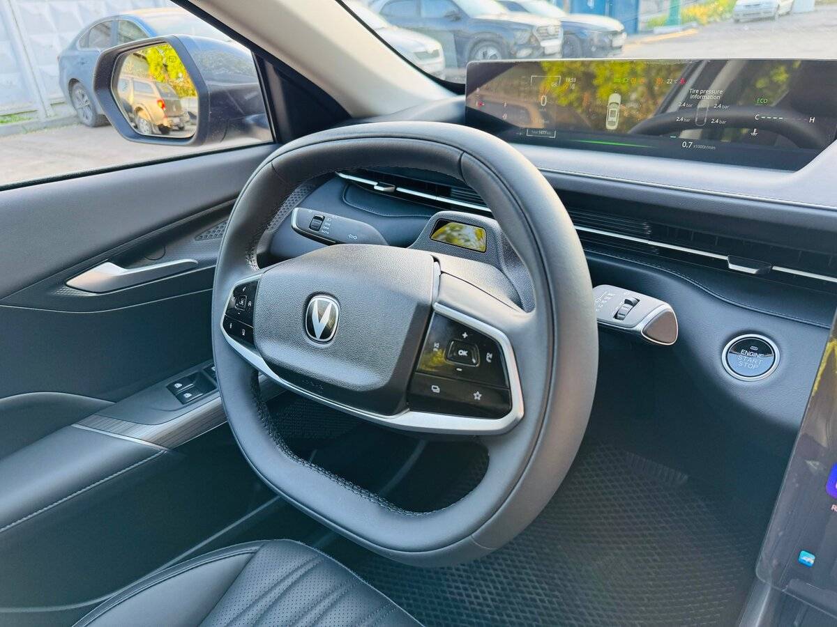 Changan Lamore 2023 года с пробегом. Фото: #8