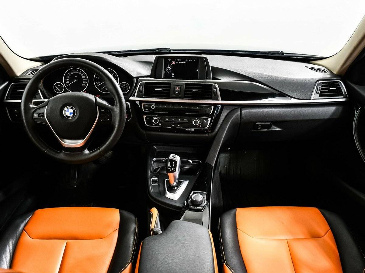 BMW 3 серии 2017 года с пробегом. Фото: #10