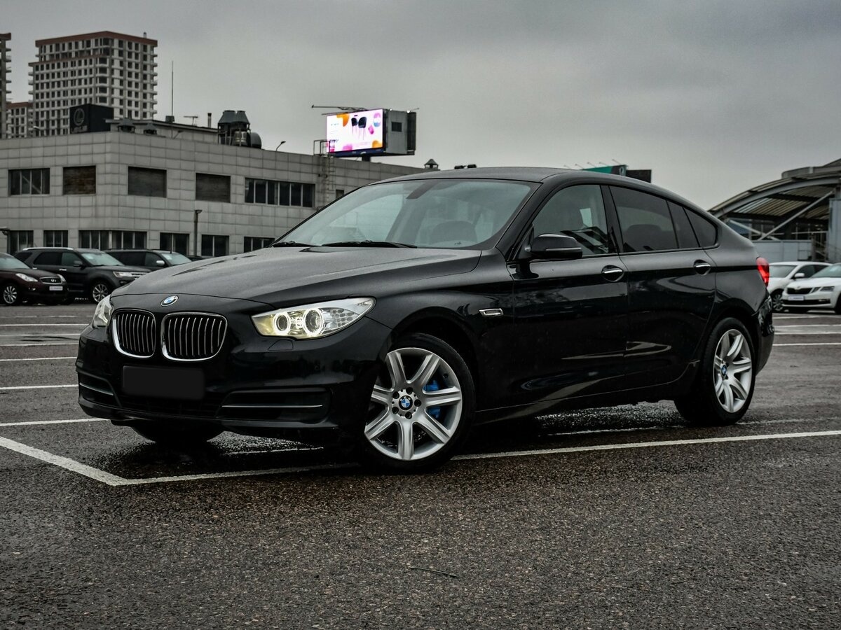 BMW 5 серии 2014 года с пробегом. Посмотреть фото