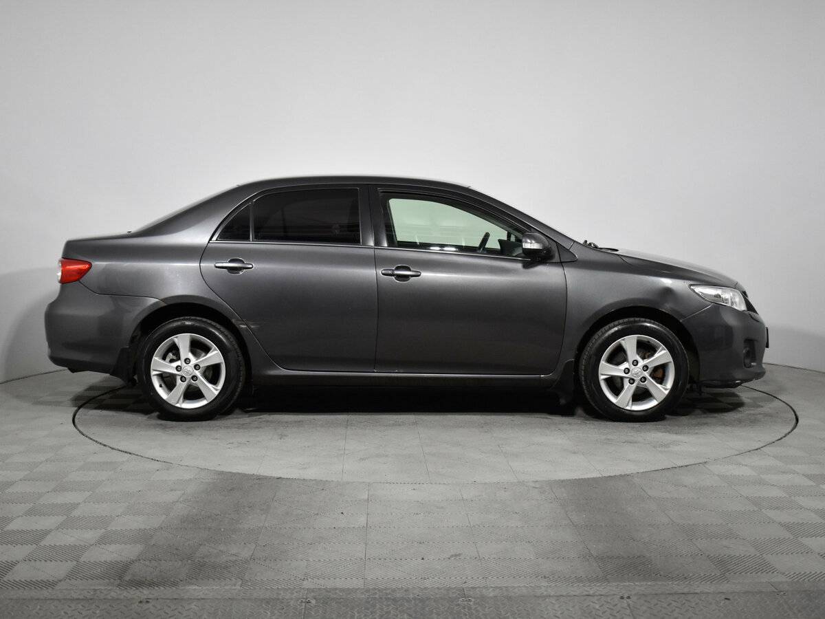 Toyota Corolla 2010 года с пробегом. Фото: #3