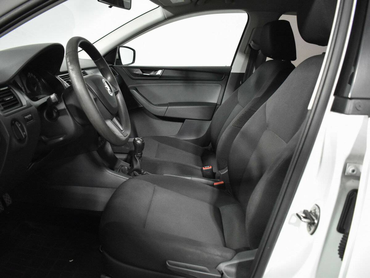 Skoda Rapid 2017 года с пробегом. Фото: #7