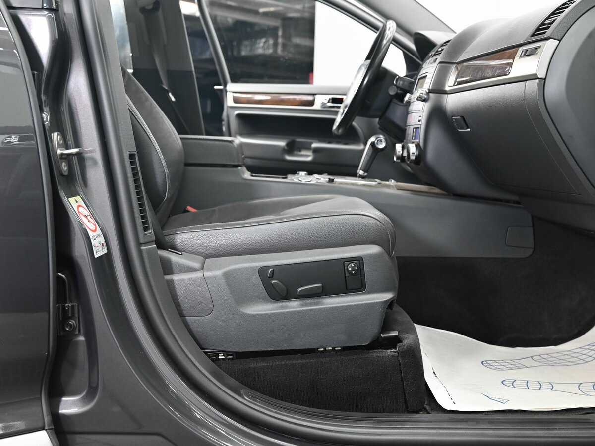 Volkswagen Touareg 2010 года с пробегом. Фото: #11