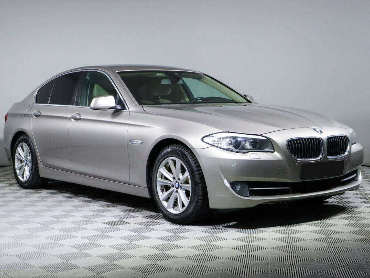 BMW 5 серии 2012 года с пробегом. Фото: #2